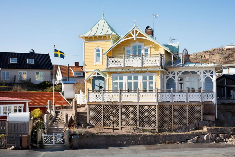 Strandflickornas Annex Gula Villan, Lysekil, Sweden
