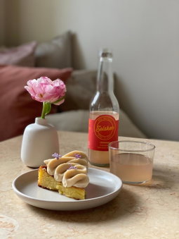 Café Mandeltårtan B&B VillaFloraViola, Karlskrona, Швеция