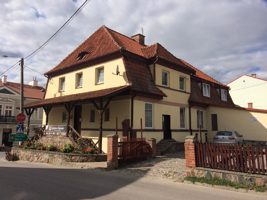 Gościniec Król Sielaw w samym CENTRUM z parkingiem, Mragowo, Poland