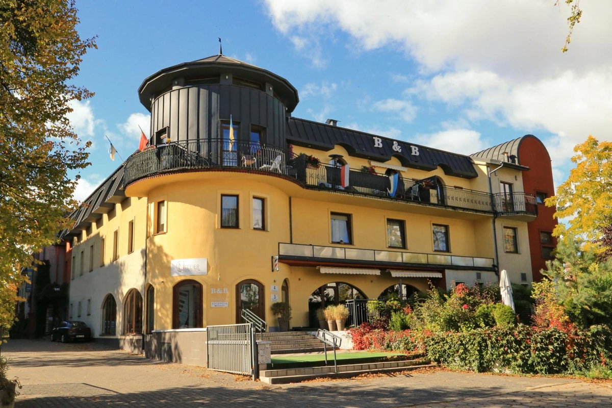 B & B Tomula, Poland