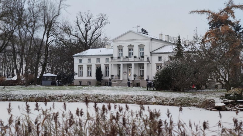Dwór Podstolice - House of Rosenthal, Wrzesnia, Poland