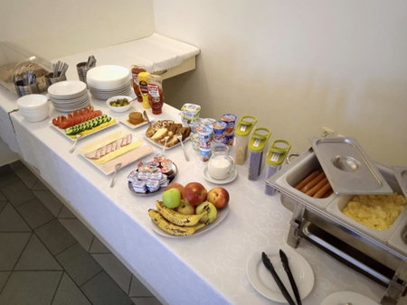 Astral - private rooms close to Airport & PTAK EXPO, Wlochy, Poland