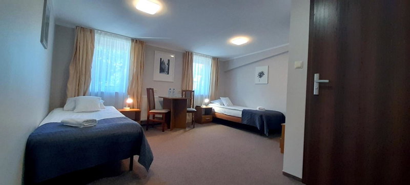 Astral - private rooms close to Airport & PTAK EXPO, Wlochy, Poland