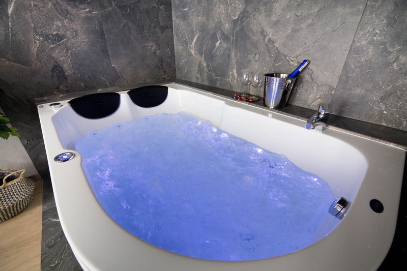 Jacuzzi Apartment Main Square, Krakow, Poland