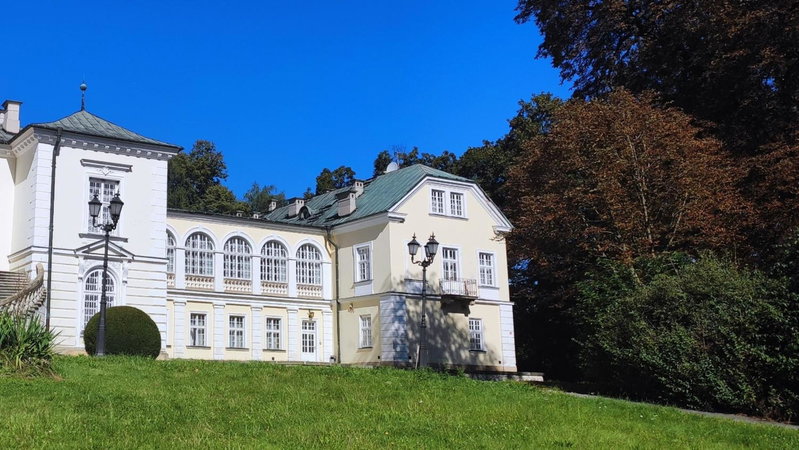 Pokoje Gościnne Pałac w Balicach Instytut Zootechniki PIB, Krakow, Poland