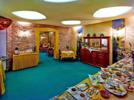 Hotel Wenecki, Czestochowa, Poland