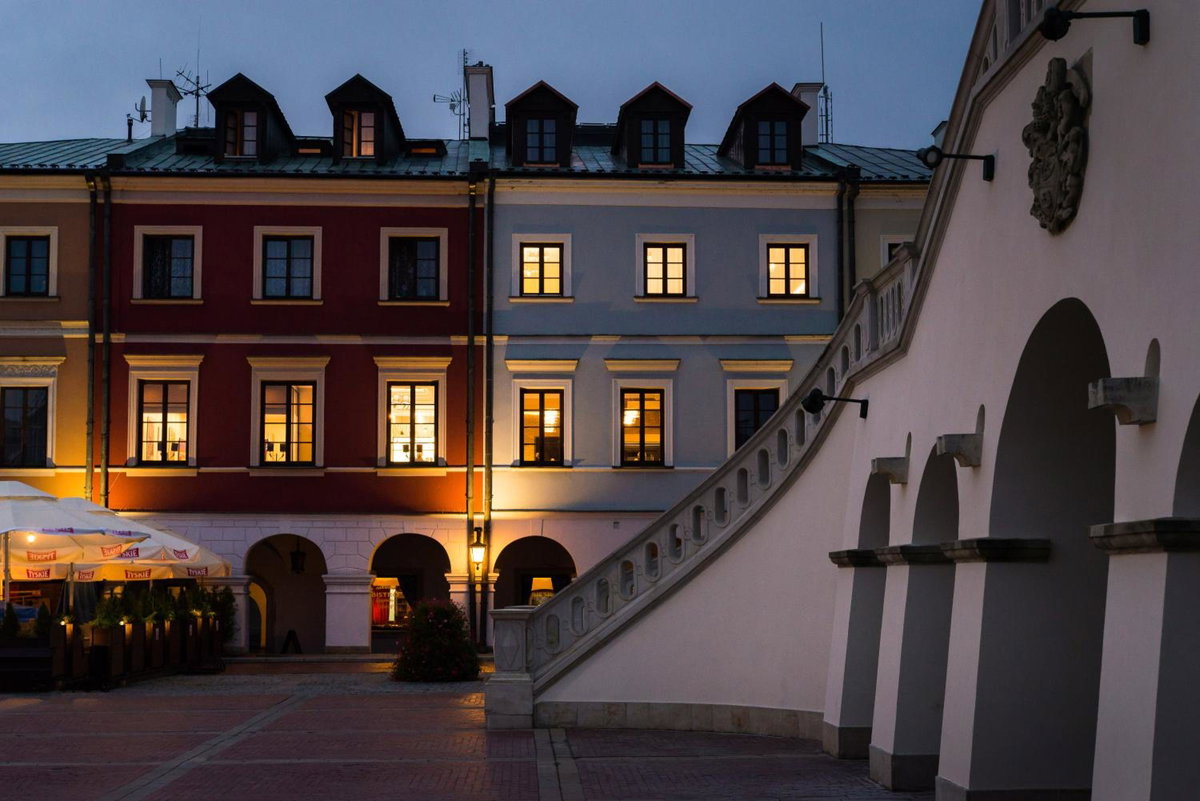 Hotel Arte, Polonia