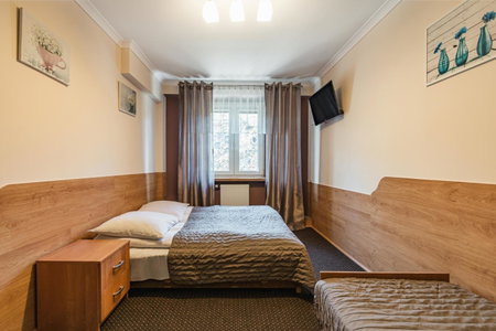 Pokoje Gościnne i Apartamenty Krupówki 19, Zakopane, Poland