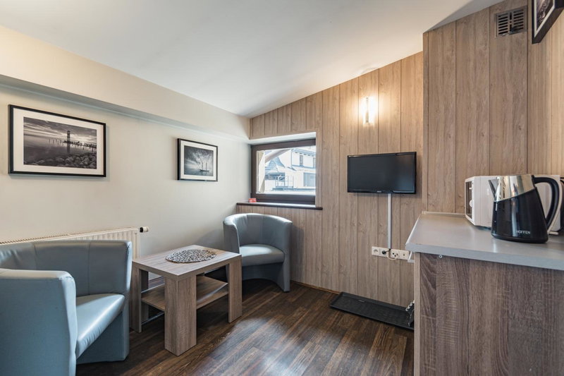 Pokoje Gościnne i Apartamenty Krupówki 19, Zakopane, Poland