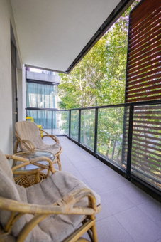 ClickTheFlat Artistic Estate Apartment, Zoliborz, Poland