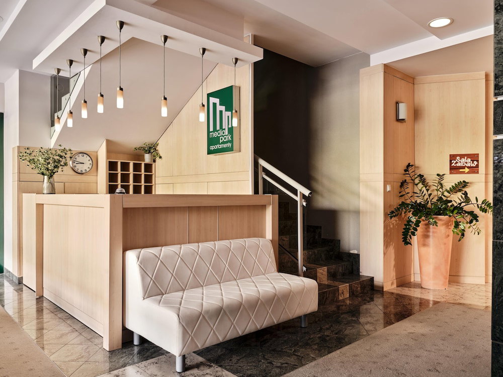 Hotel · Media Park, Praga Poludnie