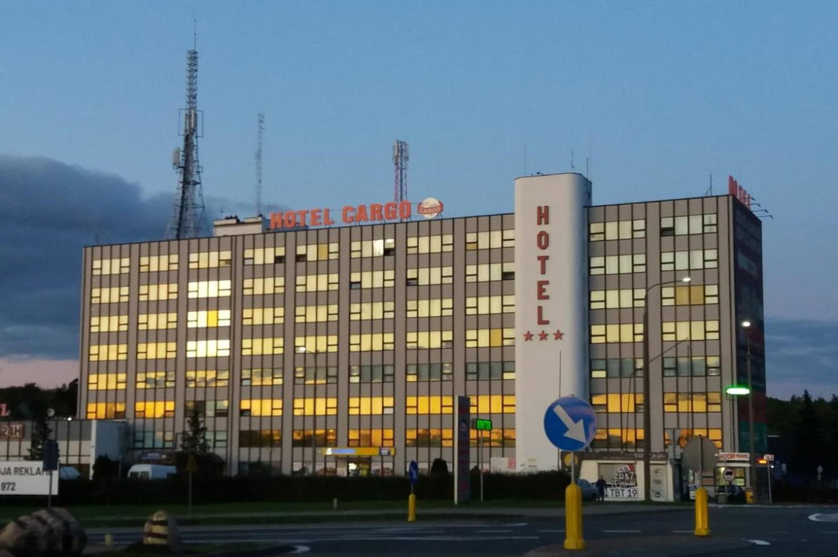 Hotel Cargo, Polonia