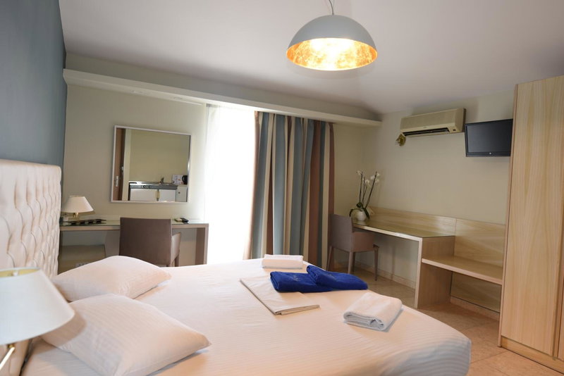 Viaros Hotel Apartments, Argos, Greece