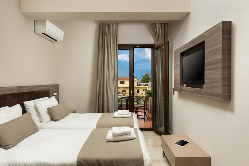 Royal Sun, Chania, Greece