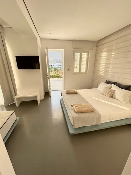Relux Ios Hotel, Ios, Greece