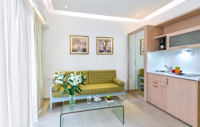 Leonidas Hotel & Apartments, Rethymno, Greece