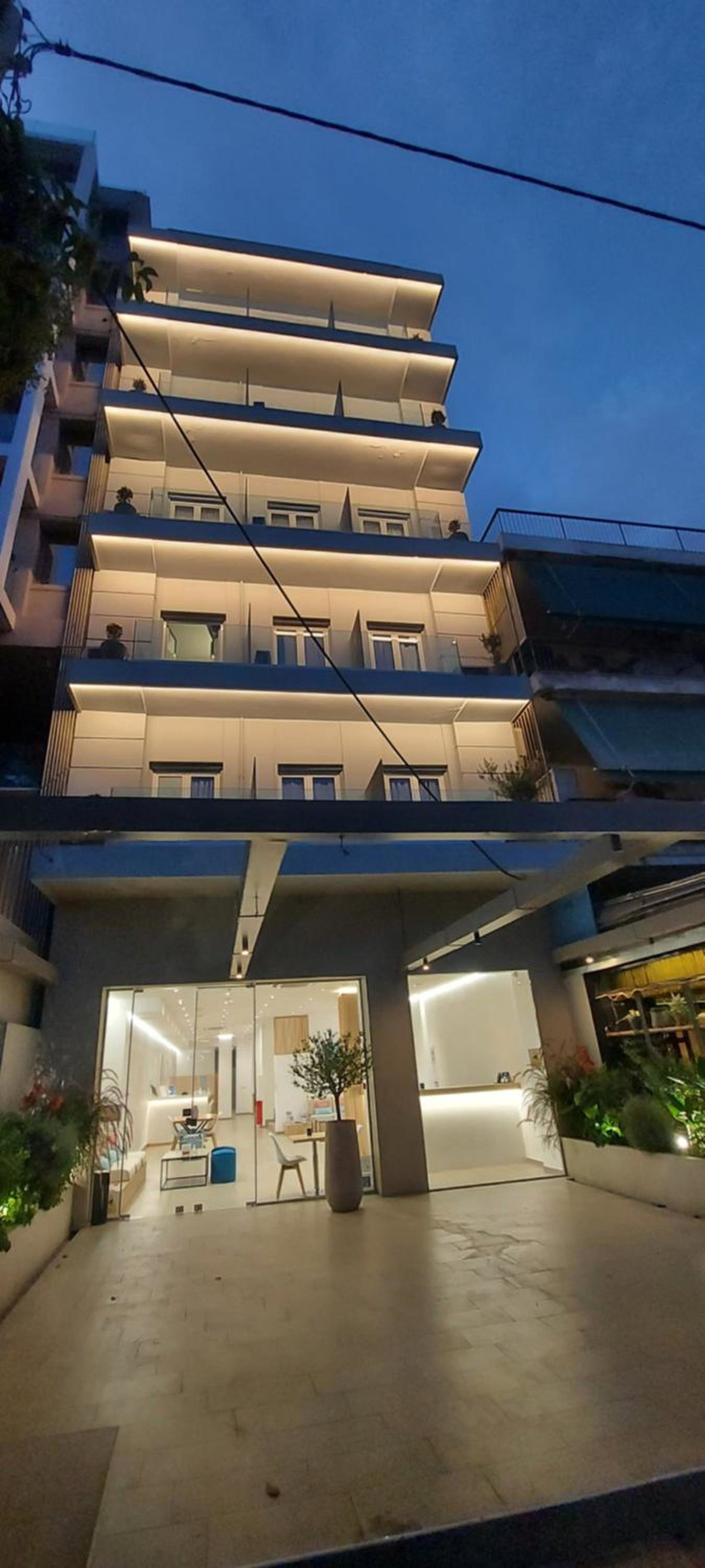 Hôtel · The Convo Athens Riviera, Moskhaton