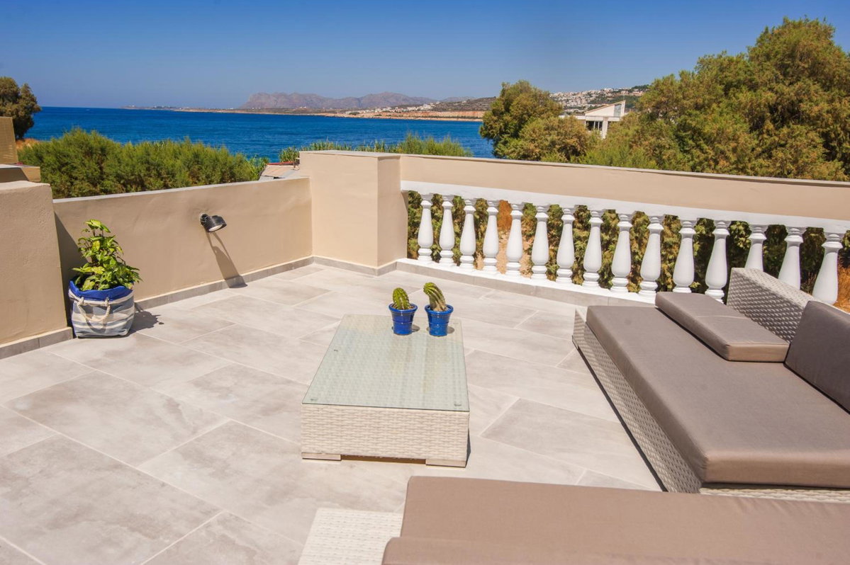 Minoos Hotel, Greece
