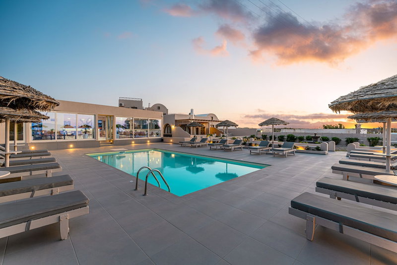 En Plo Boutique Suites, Santorini, Greece