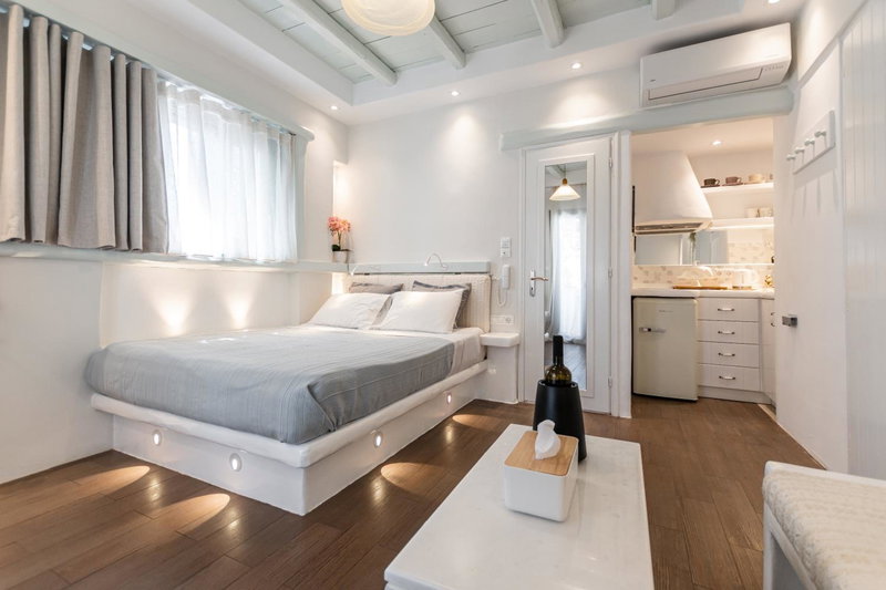 Santa Katerina Apartments & Studios, Naxos Chora, Greece