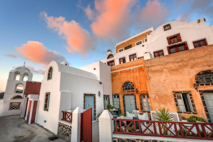 Aigialos Luxury Traditional Settlement, Fira, Greece