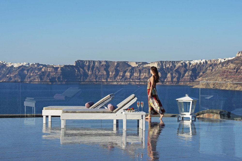 Hotel · Acroterra Rosa Luxury Suites & Spa, Santorini