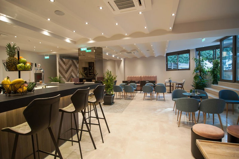Athens Platinum Rooms and Suites, Zografos, Greece