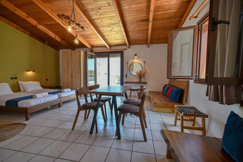 Iraklis Apartments, Stalida, Greece