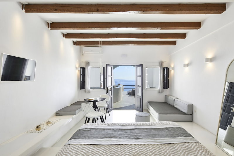 Oia Suites, Santorini, Greece