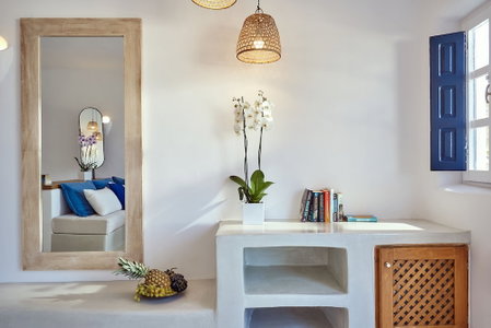 Finikia Memories Hotel, Santorini, Greece
