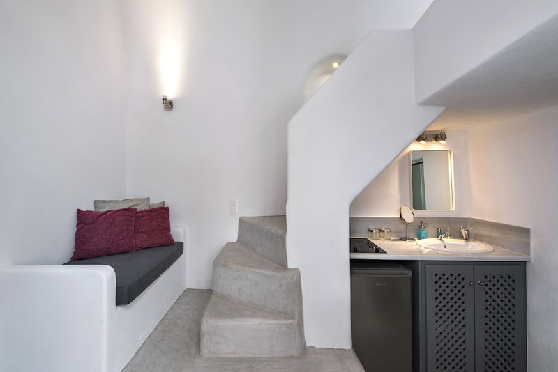 Theodora Suites - Adults Only, Santorini, Greece