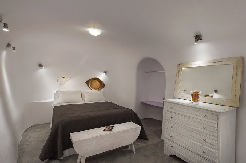 Theodora Suites - Adults Only, Santorini, Greece