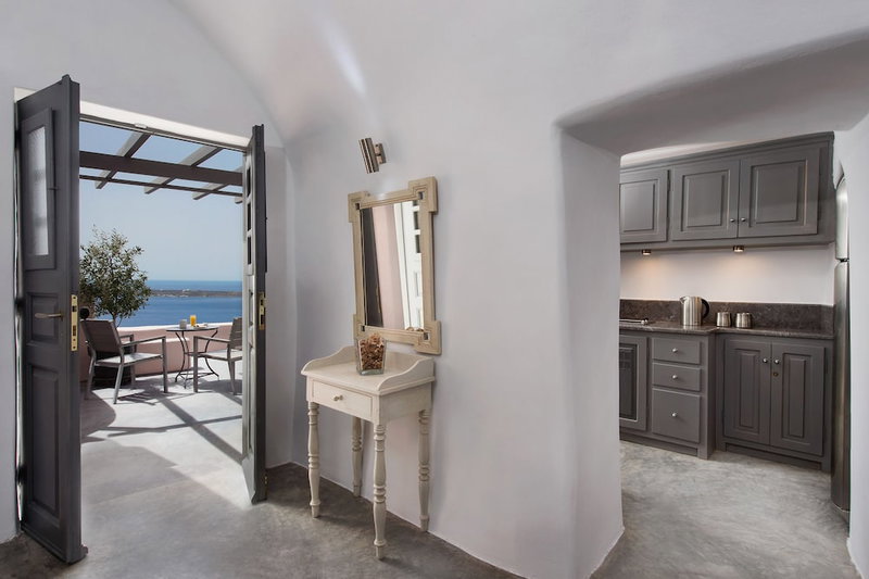Theodora Suites - Adults Only, Santorini, Greece