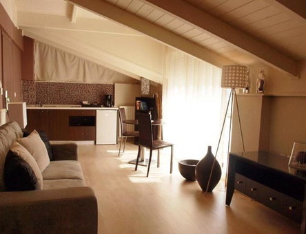 Athens Habitat, Khalandrion, Greece