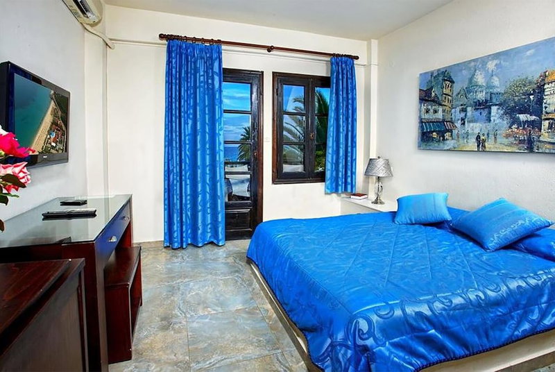 Assa Maris Beach Hotel, Sithonia, Greece