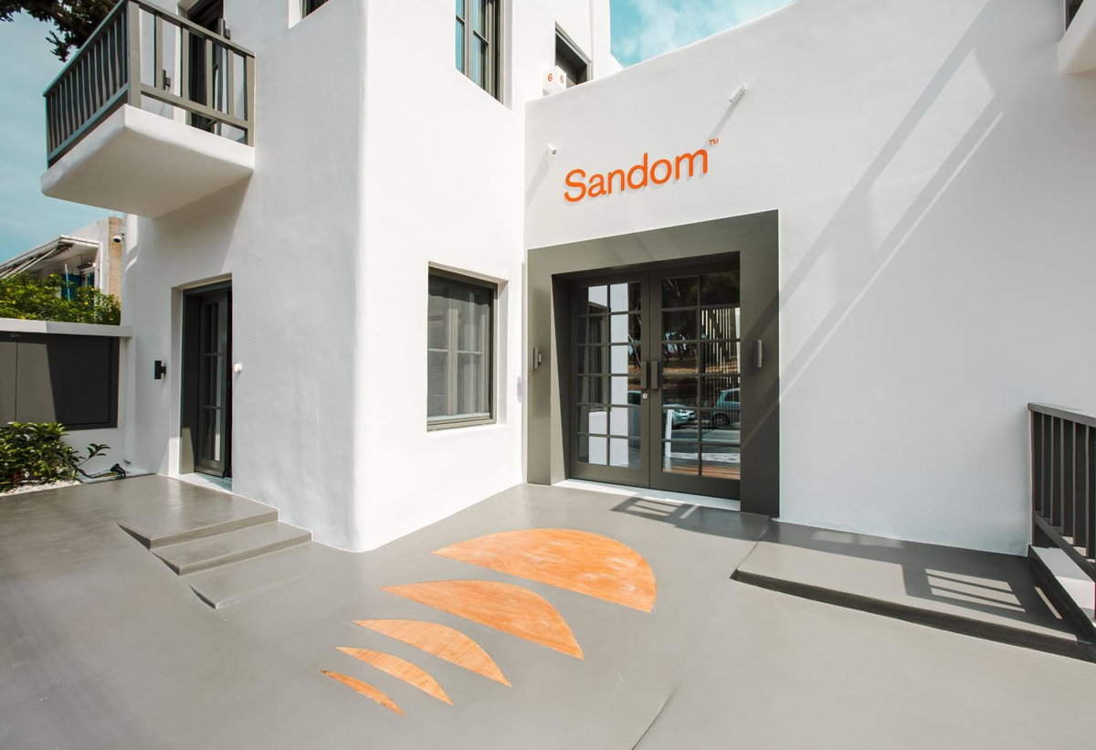 Sandom, Greece