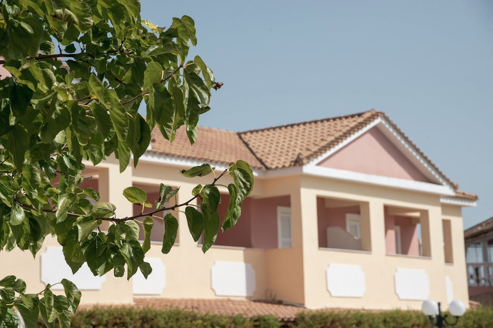 Ecoresort Zefyros, Греция