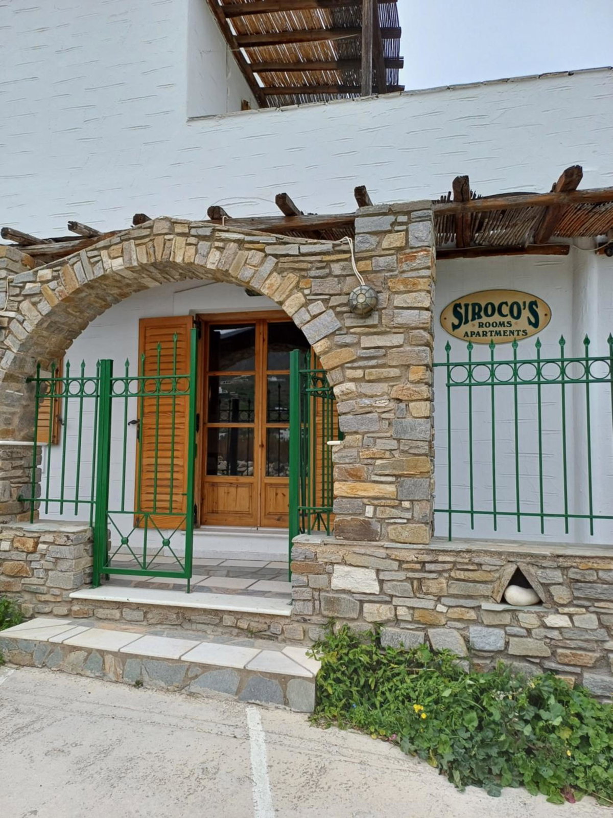 Siroco's Rooms And Studios, Greece