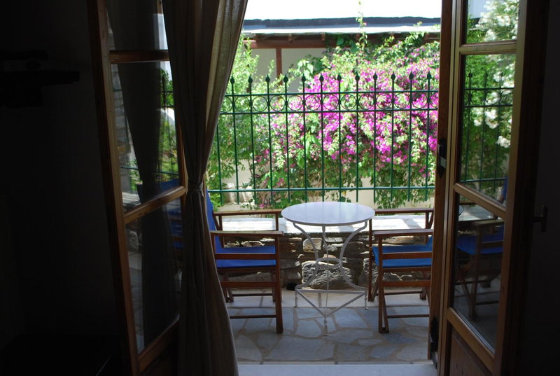 Siroco's Rooms And Studios, Parikia, Greece