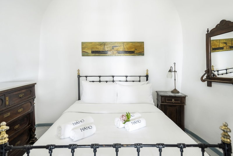 Nano Oia Villas, Santorini, Greece