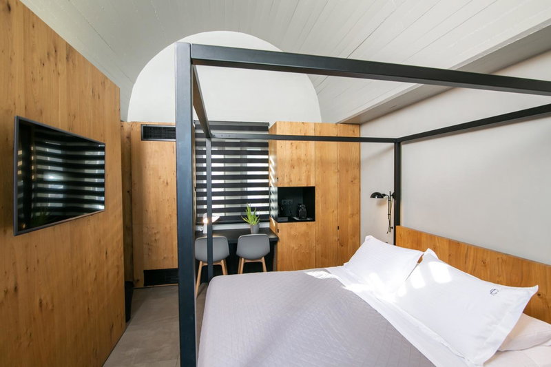 Marquise Suites - Adults Only, Fira, Greece