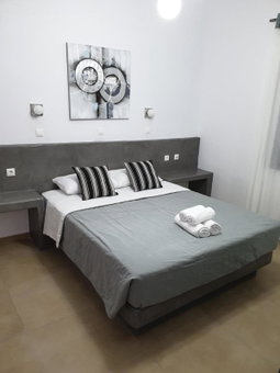 Hotel Leta, Fira, Greece