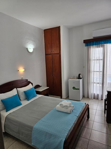 Hotel Leta, Fira, Greece