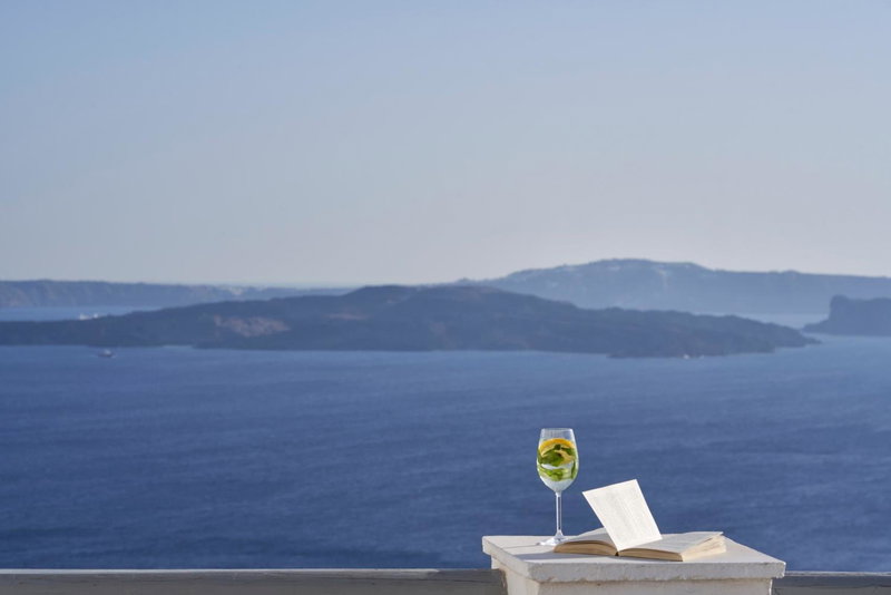 Mr and Mrs White Oia - Santorini, Oia, Greece