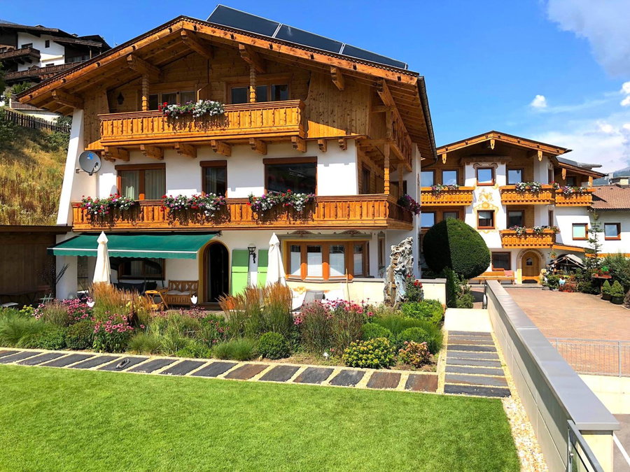 Aparthotel Krösbacher, Wilten, Austria