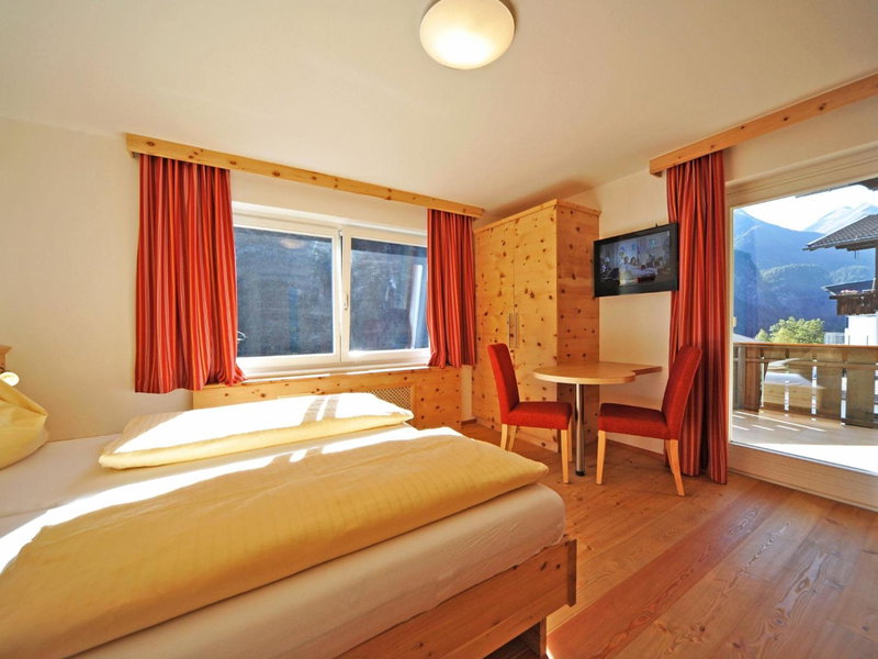 Pension Bergkristall, Heiligenblut, Austria