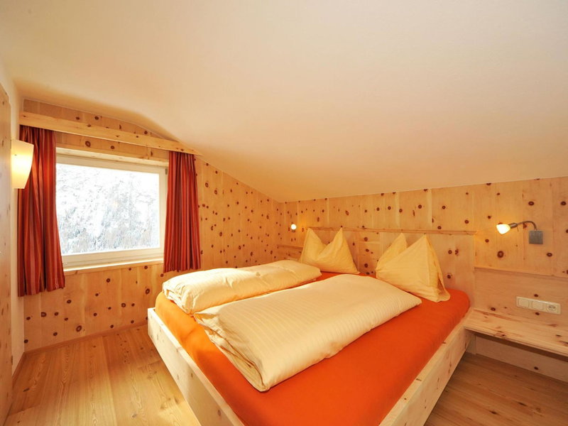 Pension Bergkristall, Heiligenblut, Austria