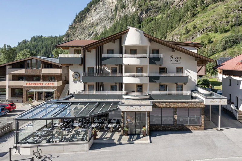 Genusshotel Alpenblick, Längenfeld, Austria