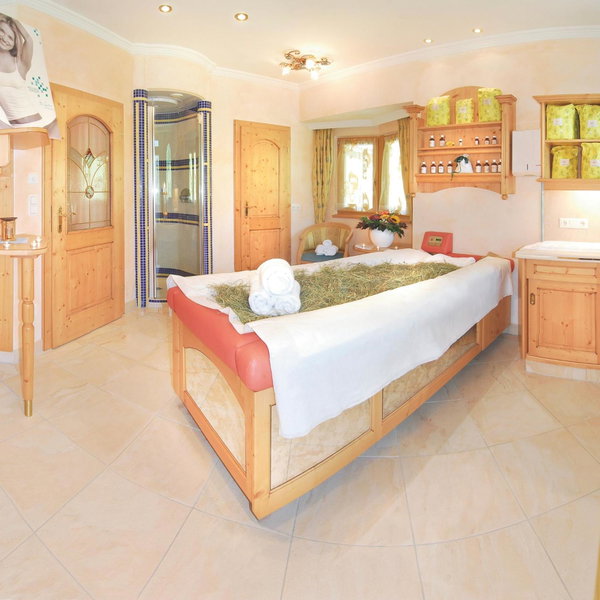 Hotel Neue Post, Hippach, Austria