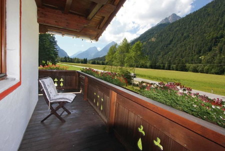 Pension Bärenwirt, Telfs, Austria